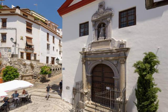 Apartamento Apartamento en pleno centro, WIFI, ideal Granada Exterior foto